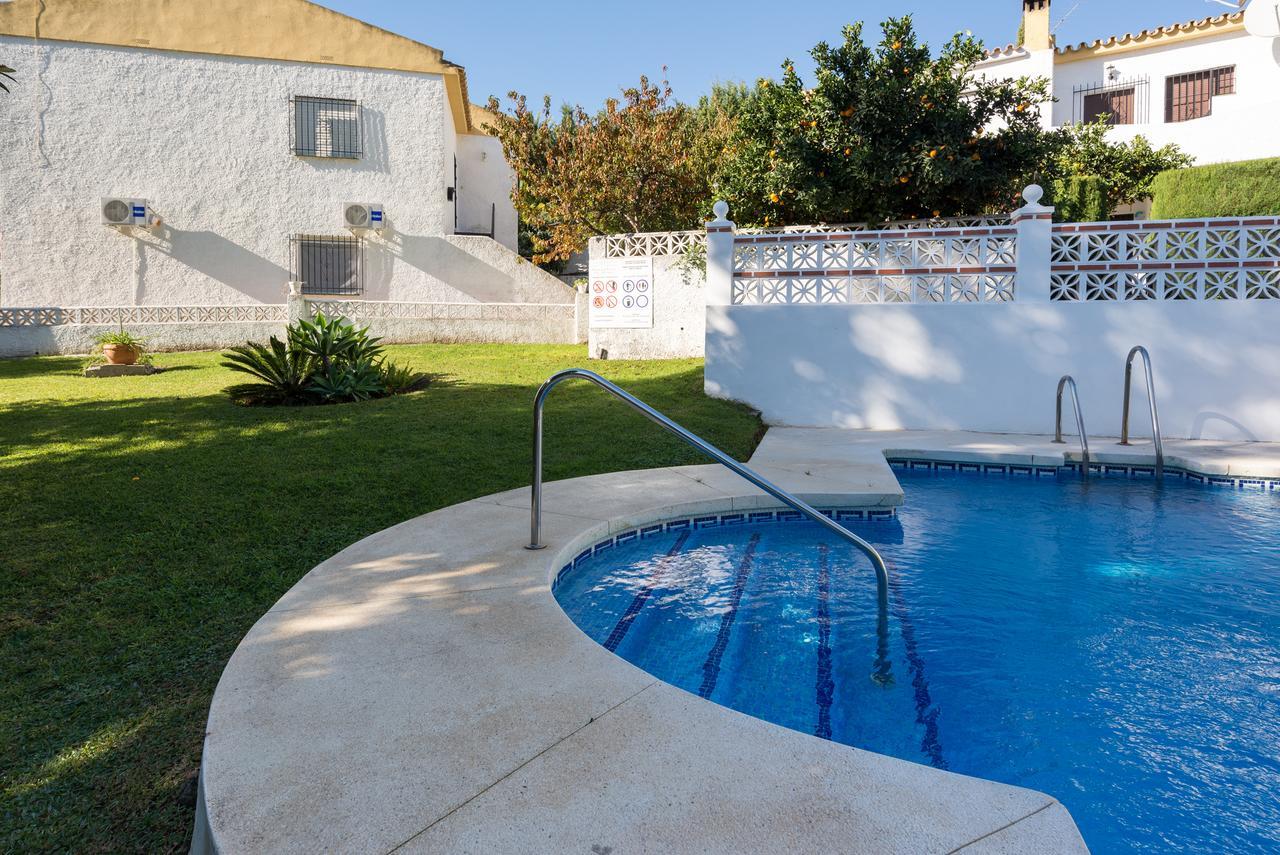 Malagasuite Bungalow Pool Benalmadena Bagian luar foto